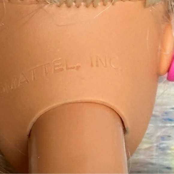 Barbie Hot Skatin' Doll 1994 Articulated Jointed Vintage Outfit Skates Earrings - Picture 15 of 16